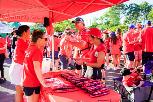 dmf-volunteer-table